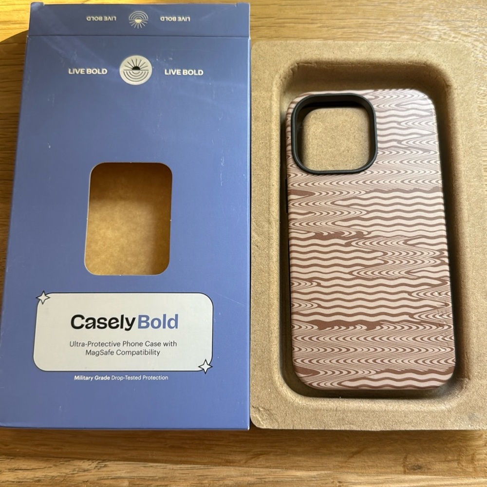 Casely Bold iPhone 13 Pro Case